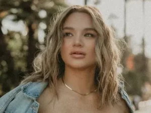 Hunter King