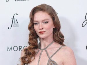 Larsen Thompson dress busty