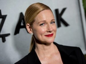 Laura Linney