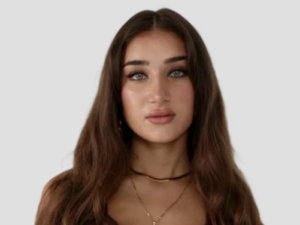 Halle Abadi