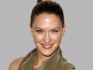 Lauren Lee Smith