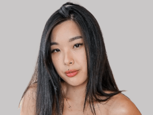 Elle Lee
